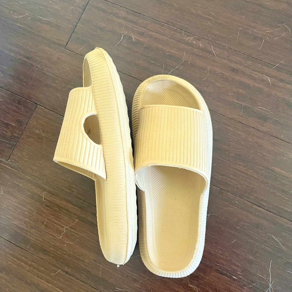 Cloud Slippers